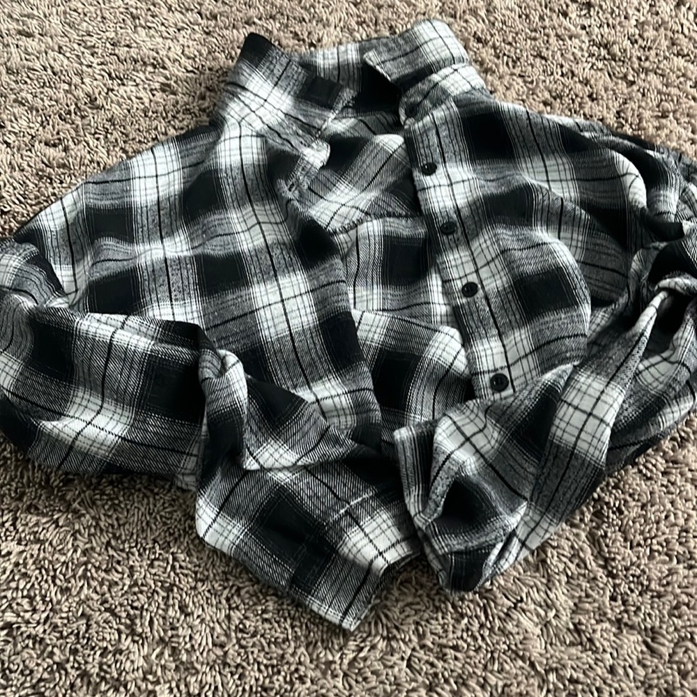 Cropped plaid cardigan